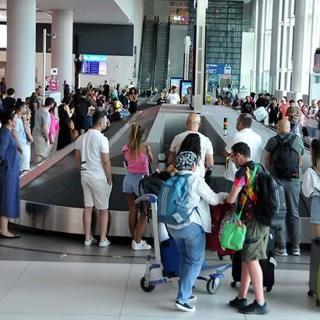 İstanbul Havalimanı tüm zamanların rekorunu kırdı! Takoz muhalefet şaşkın