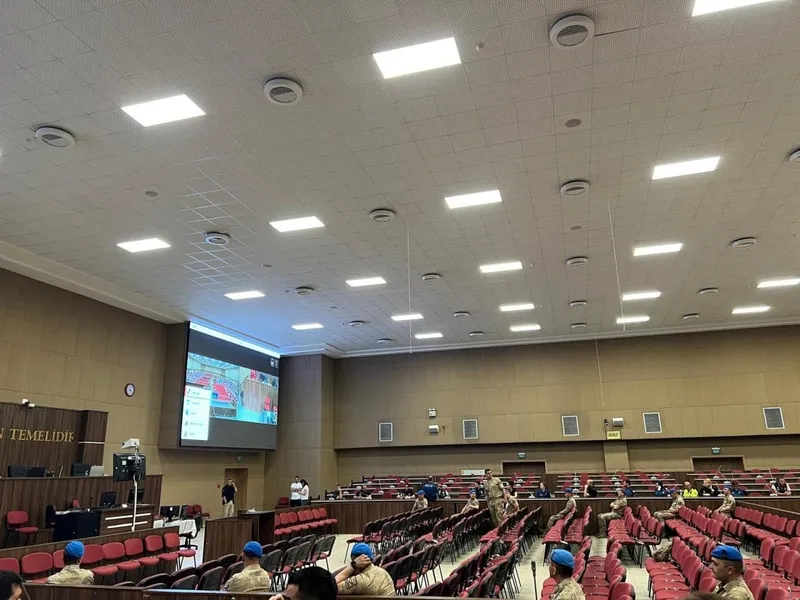 sinan-ates-davasinda-ilk-durusma-ayse-atesten-celik-yelekli-onlem-ozel-ve-kilicdaroglu-mahkemede-1719817165929.jpeg Sinan Ateş davasında ilk ifadeler! Tetikçiden şok sözler: "MHP'den iki, üç isim ver seni kurtaralım" | Duruşmanın ikinci gününde tansiyon yüksek-13