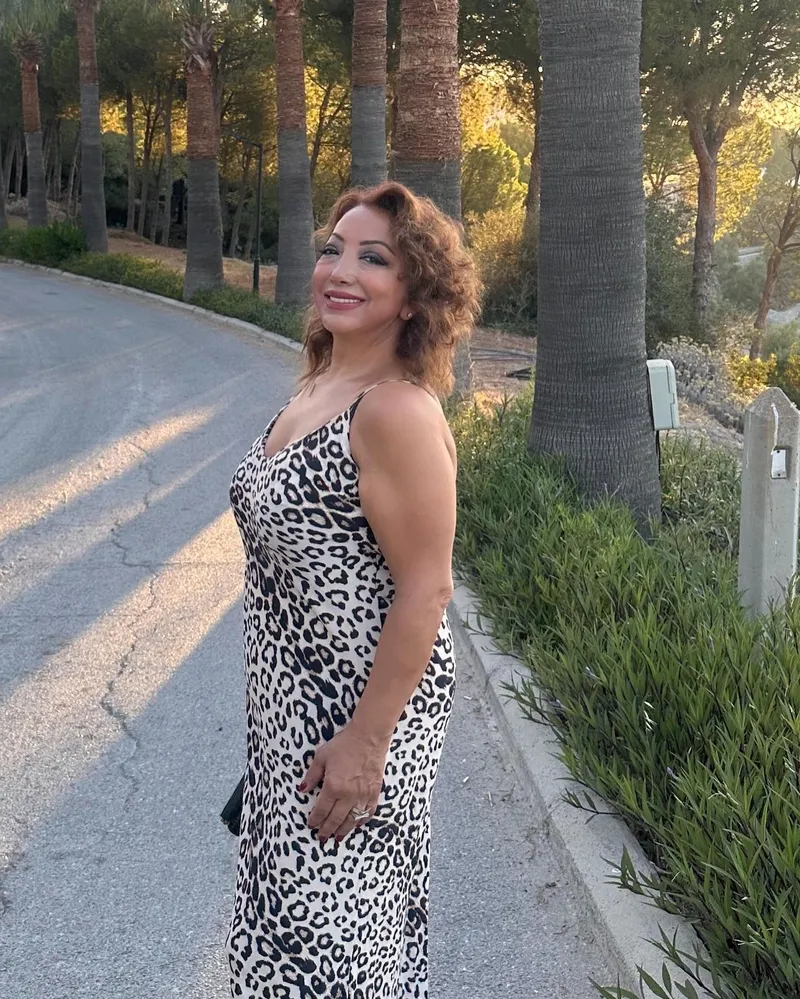 1772089719226.jpg Yasemin Yalçın unutulmaz karakterlerin perde arkasını anlattı: "Kafam kaşınsa bile kaşıyamıyordum"-5