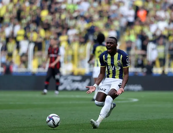 fenerbahcenin-yildizi-bright-osayi-samuel-leeds-unitedin-kiskacinda-sivasspor-macina-geliyorlar-1667644091031.jpeg Fenerbahçe'nin yıldızı Bright Osayi-Samuel Leeds United'ın kıskacında! Sivasspor maçına geliyorlar-4