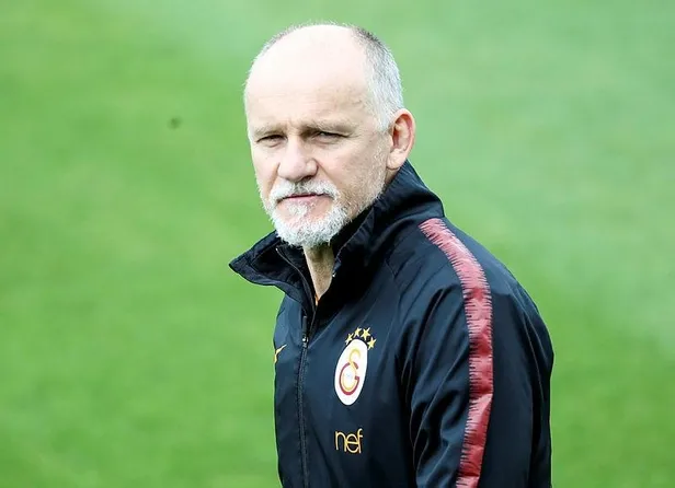 galatasarayin-efsanesi-premier-lige-kancayi-atti-taffarel-artik-liverpoolda-1638306090826.jpeg