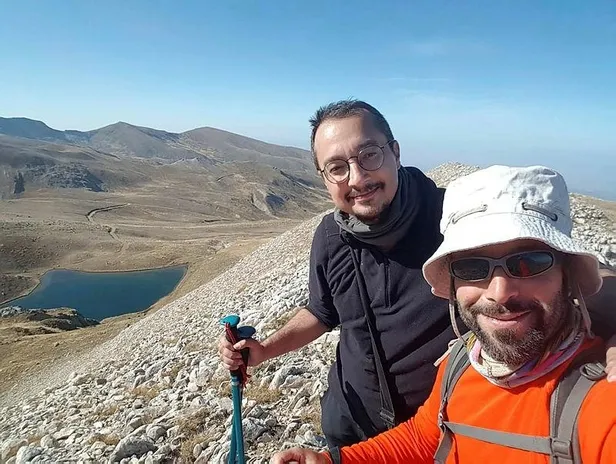 Uludağ'da kaybolan dağcıların arkadaşı son konuşmasını anlattı-1