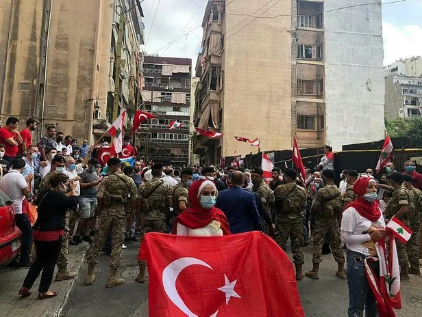 Lübnanlı uzmanlar korkunç patlama sonrası ziyaretleri değerlendirdi: Türkiye'nin desteğine övgü-1