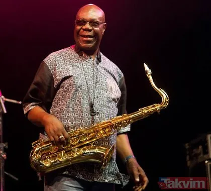 Saksofon sanatçısı Emmanuel N’Djoke Dibango, corona virüs nedeniyle hayatını kaybetti