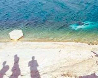 Freni çekmeyi unuttu baraja uçtu