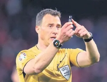 Portekiz maçına Alman hakem