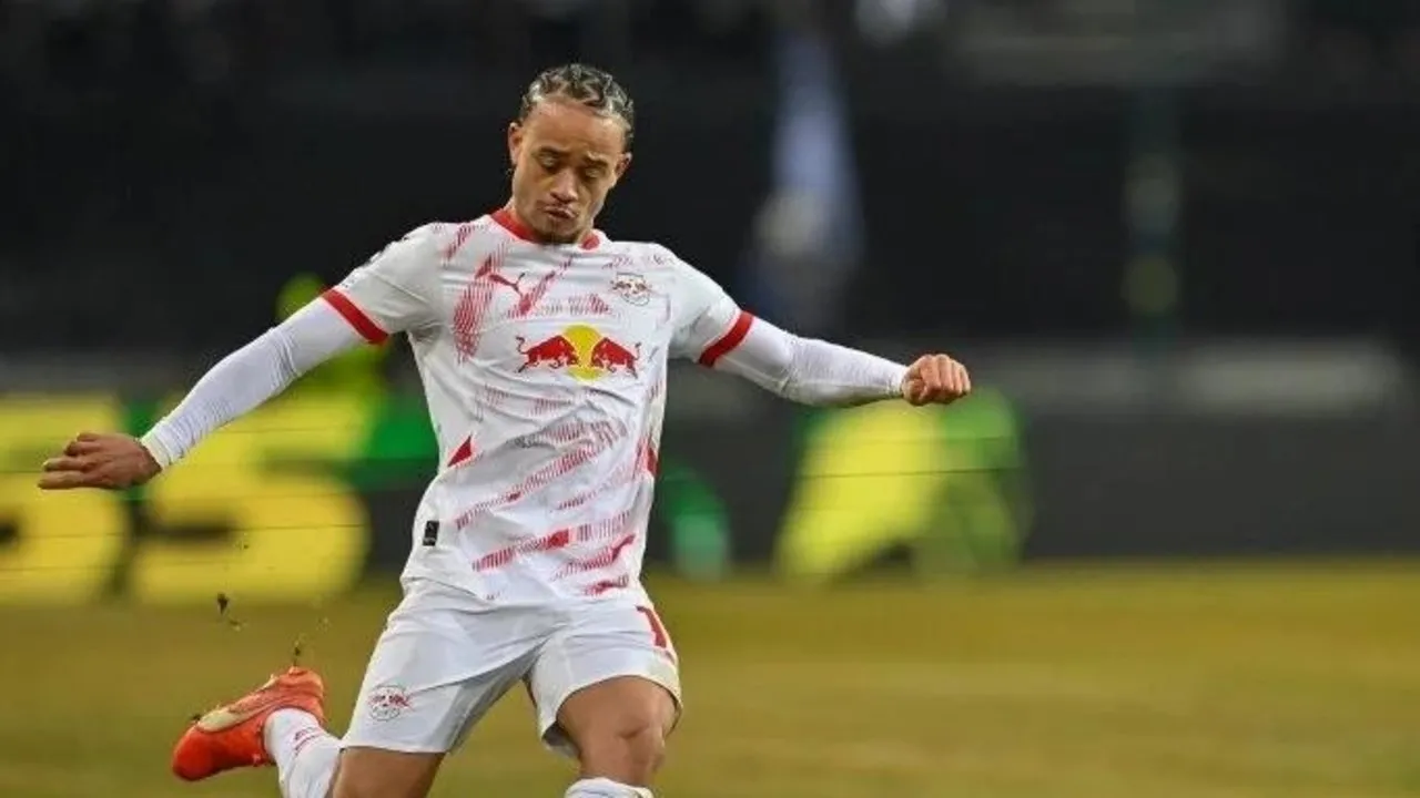 Leipzig Simons’un bonservisini aldı!