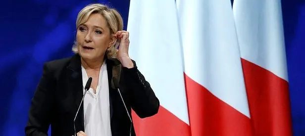Fransa’da Le Pen’in dokunulmazlığı kaldırıldı