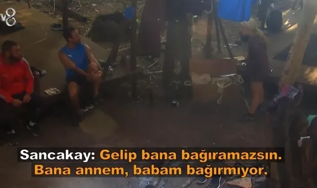 Survivor yarışmacısı Sancakay çıka çıka bakın kim çıktı yoksa torpilli mi ! Survivor'ın sarışın güzeli meğer ünlü teknik direktörün...-4
