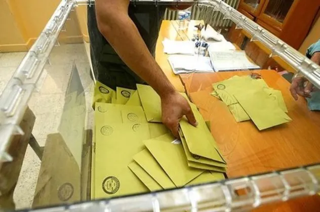 Yerel seçimlerin ardından AK Parti düğmeye bastı! Seçim mevzuatında radikal değişiklik