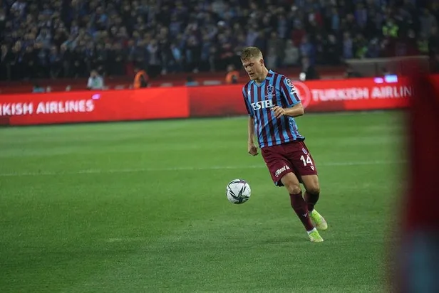 Ulaş Özdemir kaleme aldı: Yerleşik gücü yeniden yıktı! -7--6