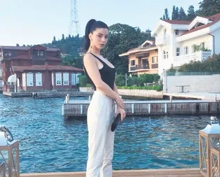 Yalıda aşka geldi!