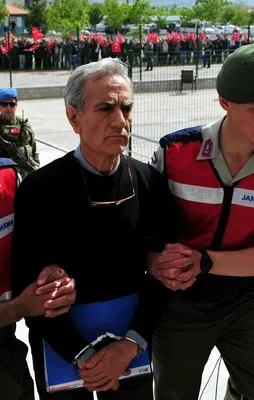 FETÖ 40 yıllık tiyatroyla mahkemede