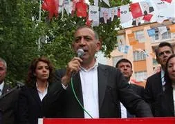 Tekin’in belgeleri sırra kadem basmış!