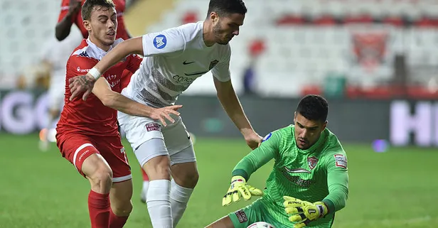 Hatayspor Antalyaspor'u ezdi geçti: 6-0