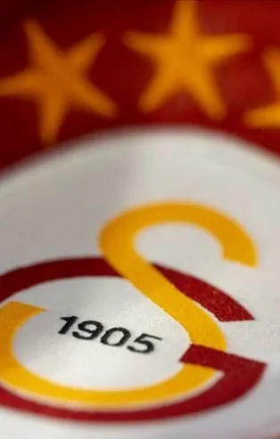 Galatasaraylı Florin Andone koronavirüs testi sonucunu sosyal medyadan açıkladı