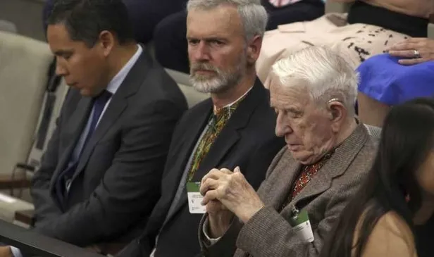 rusya-krizi-naziyi-alkislatti-kanada-basbakani-trudeau-saatler-sonra-fark-etti-1695736314108.jpg Rusya krizi Nazi’yi alkışlattı! Kanada Başbakanı Trudeau saatler sonra fark etti-3