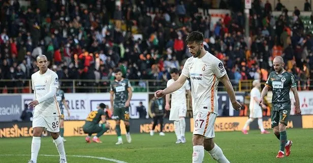 Galatasaray çok kötü futbol sergilediği Alanya’dan piyango gibi 1 puan çıkardı