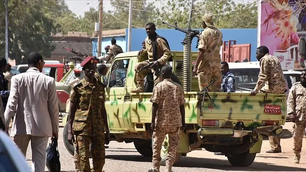 afrikanin-bagimsizlik-savasi-fransa-destek-verirse-darbeler-kabul-gorur-1693817645898.jpg Afrika’nın bağımsızlık savaşı! Takvim.com.tr uzmanına sordu: Hangi darbe Fransa'ya hizmet ediyor?-3