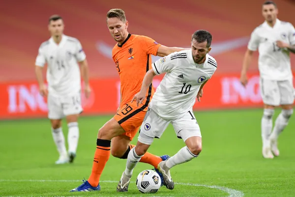 besiktasta-erdal-torunogullari-transferi-acikladi-luuk-de-jong-ile-ilgileniyoruz-1626009948891.jpg Beşiktaş'ta Erdal Torunoğulları transferi açıkladı: Luuk de Jong ile ilgileniyoruz-2