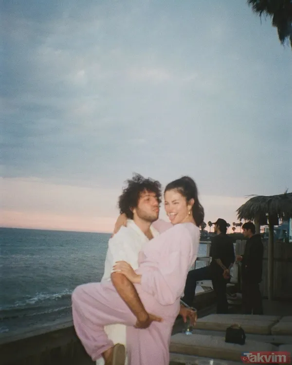 Dünyaca ünlü yıldız Selena Gomez sevgilisi Benny Blanco ile evleniyor! İşte nişan yüzüğü... - 4