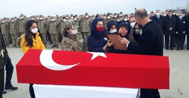 Şanlıurfa şehitleri memleketlerine uğurlandı! Teğmen Murat Alyakut’un eşi tabutuna sarıldı