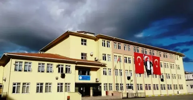 4 GÜN OKUL 3 GÜN TATİL VAR MI, DOĞRU MU? 4 gün okul 3 gün tatil ne zaman başlıyor? MEB'den açıklama! Anaokulu, ilkokul, ortaokul...