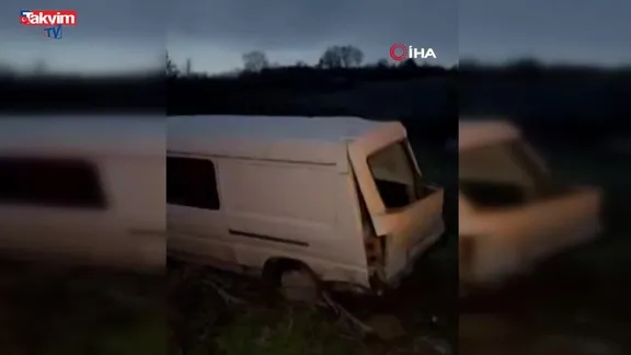 Bursa'da kontrolden çıkan minibüs şarampole yuvarlandı: 1 yaralı