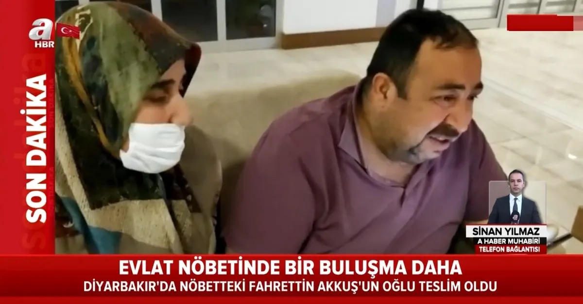Diyarbakır'daki evlat nöbetinde bir aile daha evladına kavuştu
