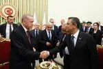Başkan Erdoğan Özgür Özel’i nerede kabul edecek? Yeni anayasa çalışmaları gündemde... AK Parti’den ’olumlu süreç’ vurgusu