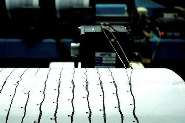 İzmir'de korkutan deprem