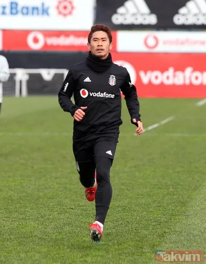 Beşiktaş’ta Shinji Kagawa ilk antrenmanına çıktı