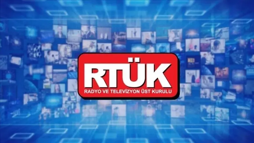 rtukten-televizyona-8-milyonluk-ceza-dijitale-farkli-tarife-1786655274406.jpeg RTÜK’ten Esra Erol’a 8 milyonluk dev ceza! Televizyona sıfır tolerans dijitale serbestlik: "Parasını veren izliyor mu?"-4