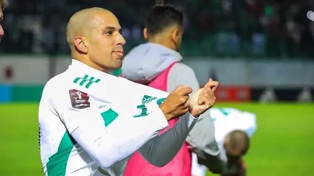 cezayirde-feghouli-firtinasi-burkina-faso-macinda-1-gol-atan-yildiz-futbolcu-takimini-play-offa-tasidi-1637185242355.jpeg Cezayir’de Feghouli fırtınası! Burkina Faso maçında 1 gol atan yıldız futbolcu takımını play-off’a taşıdı-4