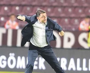 Turu geçmeye mecburuz