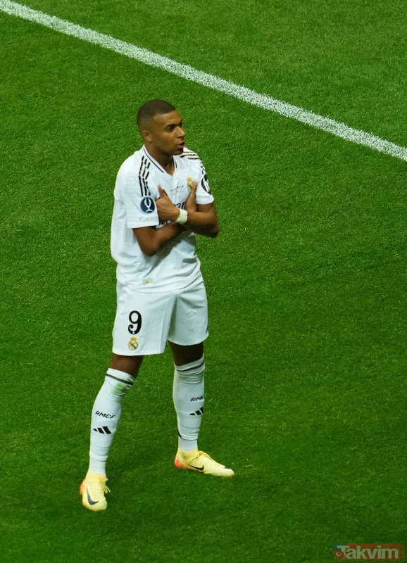 UEFA Süper Kupa'da şampiyon Real Madrid! Mbappe siftah yaptı... Arda Güler 4. kupasını kaldırdı - 27