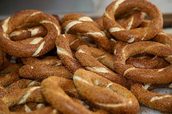 son-dakika-kayseride-simit-fiyatlarina-15-lira-zam-geldi-1605942993984.jpg SON DAKİKA: Kayseri'de simit fiyatlarına 1,5 lira zam geldi-2