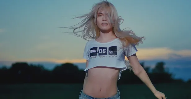 Aleyna Tilki'nin paylaşımına Güney Afrikalı model Liam Vandiar, ‘ateş’ emojisiyle yorum yaptı