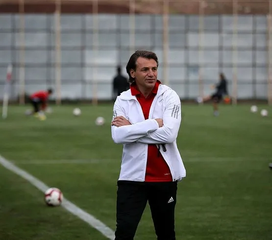 antalyasporun-yeni-teknik-direktoru-tamer-tuna-oldu-1578163696954.jpeg Antalyaspor'un yeni teknik direktörü Tamer Tuna oldu-1