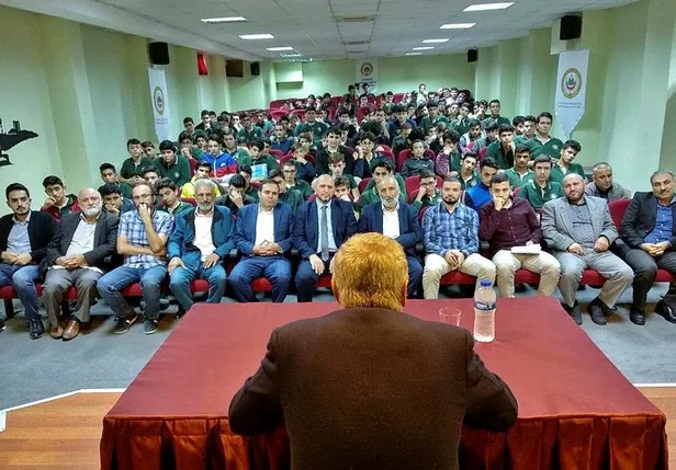 Sadık Albayrak, imam hatipli öğrencilerle buluştu-4