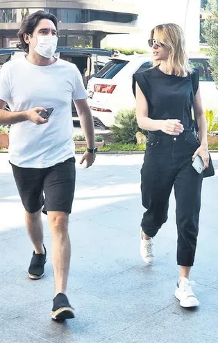 Hacı Sabancı ve Nazlı Kayı baş başa yemek yedi