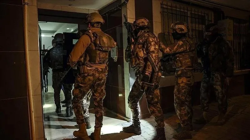 Terör örgütü DEAŞ'ın Horasan yapılanmasına yönelik 12 sanık hakkında dava: Hedeflerinde TBMM, askeri kışlalar ve polis karakolları vardı!-7