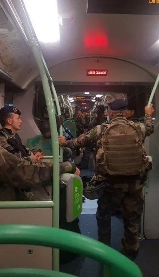 Fransa'dan OHAL manzaraları! - 1