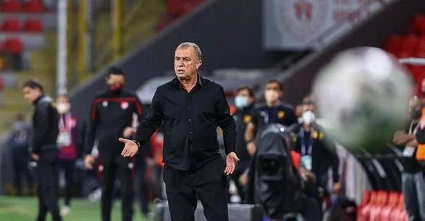 Galatasaray Teknik Direktörü Fatih Terim: Yutkunuyorum yumruğumu sıkıyorum