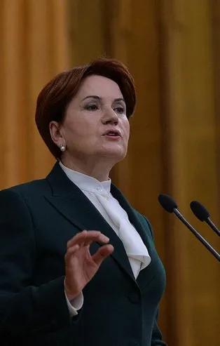 Meral Akşener'in vekil takası beyanına tepki: El kaldırıp indiren piyonlar