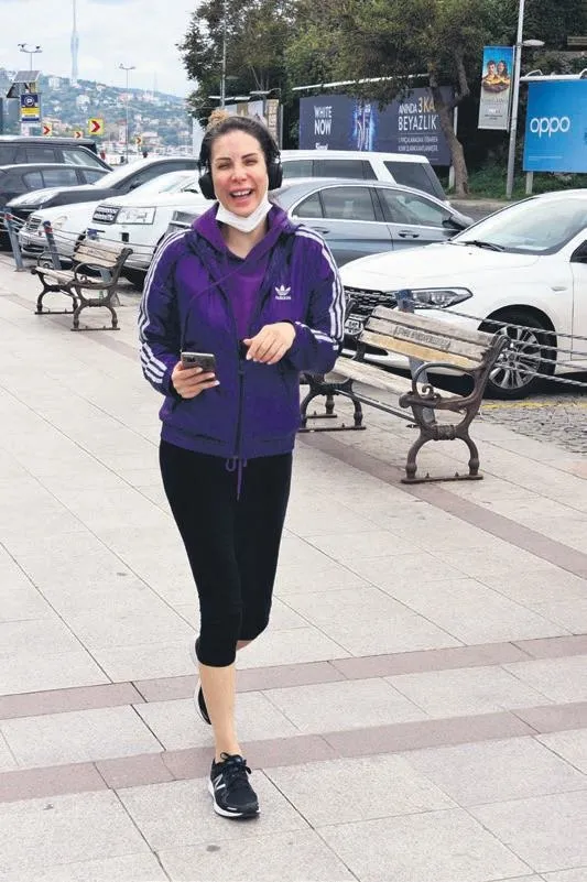 adim-adim-yanlislik-1603231974142.jpeg Hülya Avşar'ın kızı Zehra maskesiz görüntülendi!-1