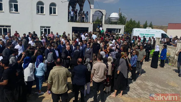 Narin Güran ağıtlarla son yolculuğuna uğurlandı! Minik bedeni bu mezara defnedildi | Yürek burkan 'gelinlik' detayı - 23