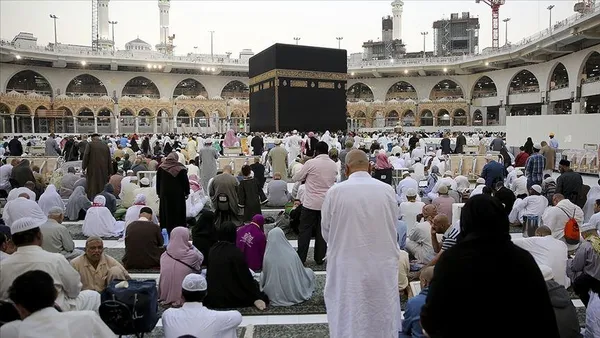 Suudi Arabistan'da umre ziyaretleri yeniden başladı-3