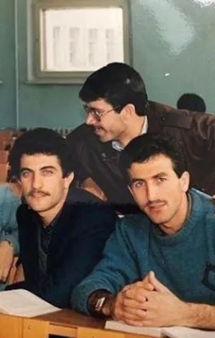 Yıllar onları böyle değiştirdi! İşte siyasetçilerin gençlik ve çocukluk fotoğrafları
