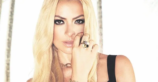 Hadise’yi efkar bastı